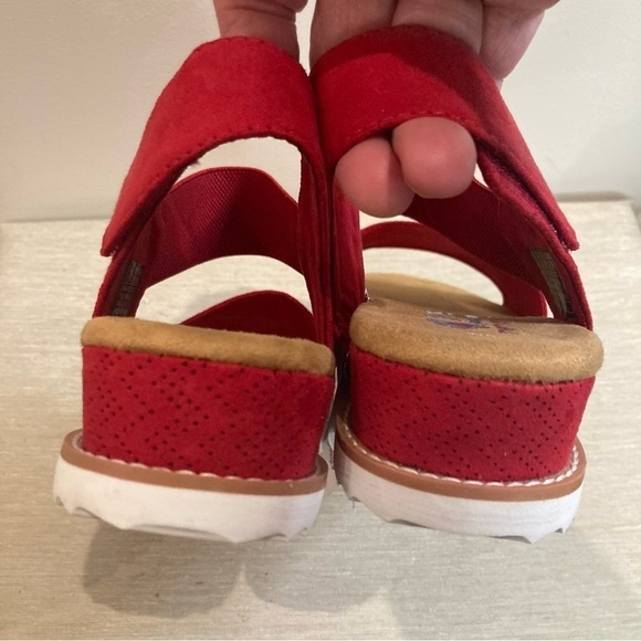 BOBS by Skechers Sz 9 Desert Kiss Velcro Closure Memory Foam Insoles Sandals NEW - Picture 11 of 11